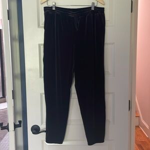 NWOT Gap Velvet Joggers